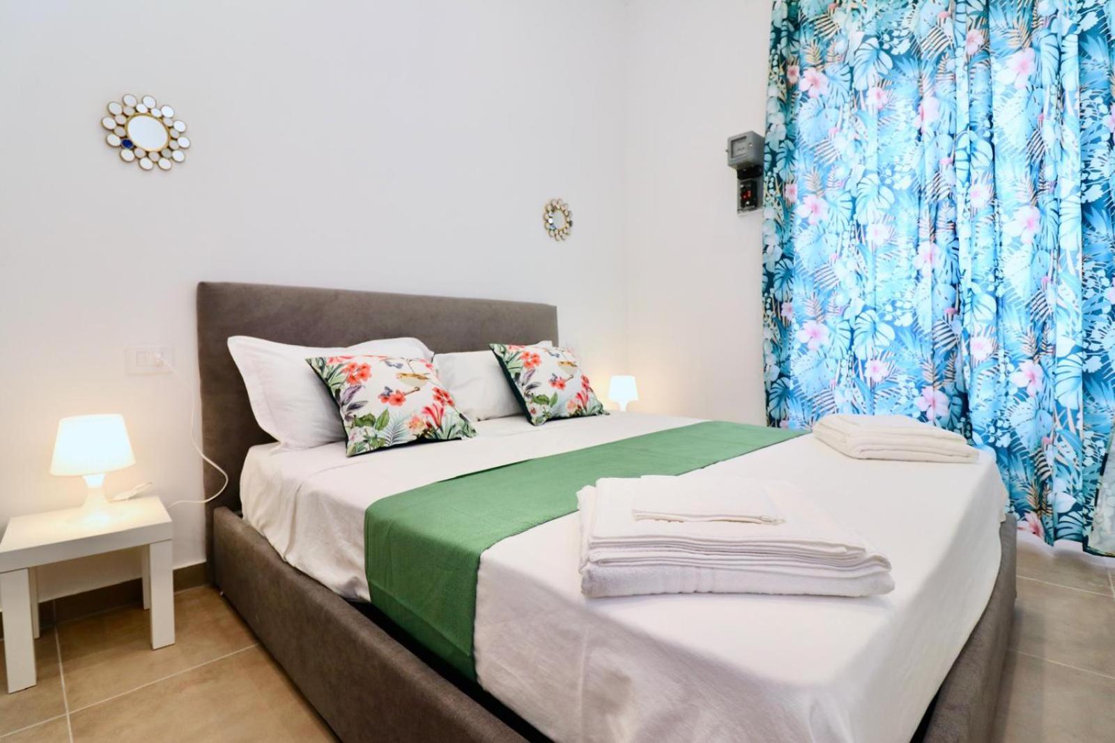 Fly Zone Naples Bed & Breakfast Dış mekan fotoğraf