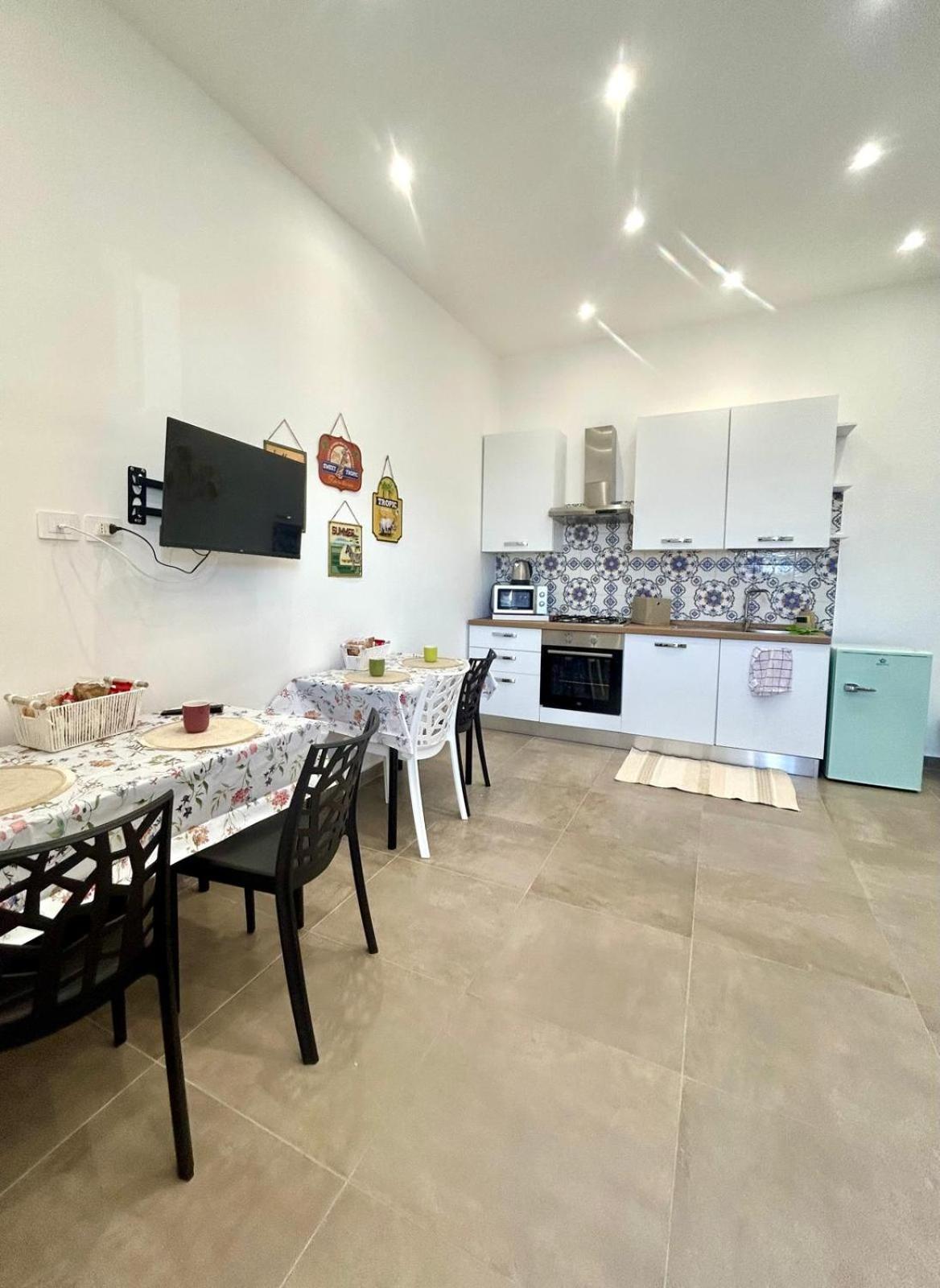 Fly Zone Naples Bed & Breakfast Dış mekan fotoğraf